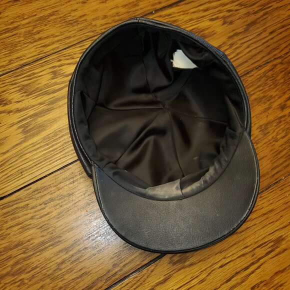 Women's Newport News Black Leather Beret type Hat, one size, Good Condition - Picture 5 of 7